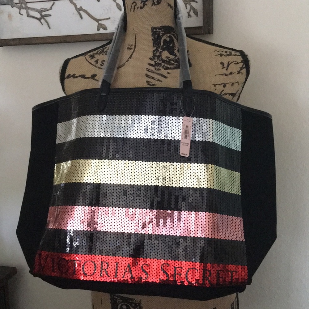Victoria’s Secret sequins tote bag NWT with Clutch